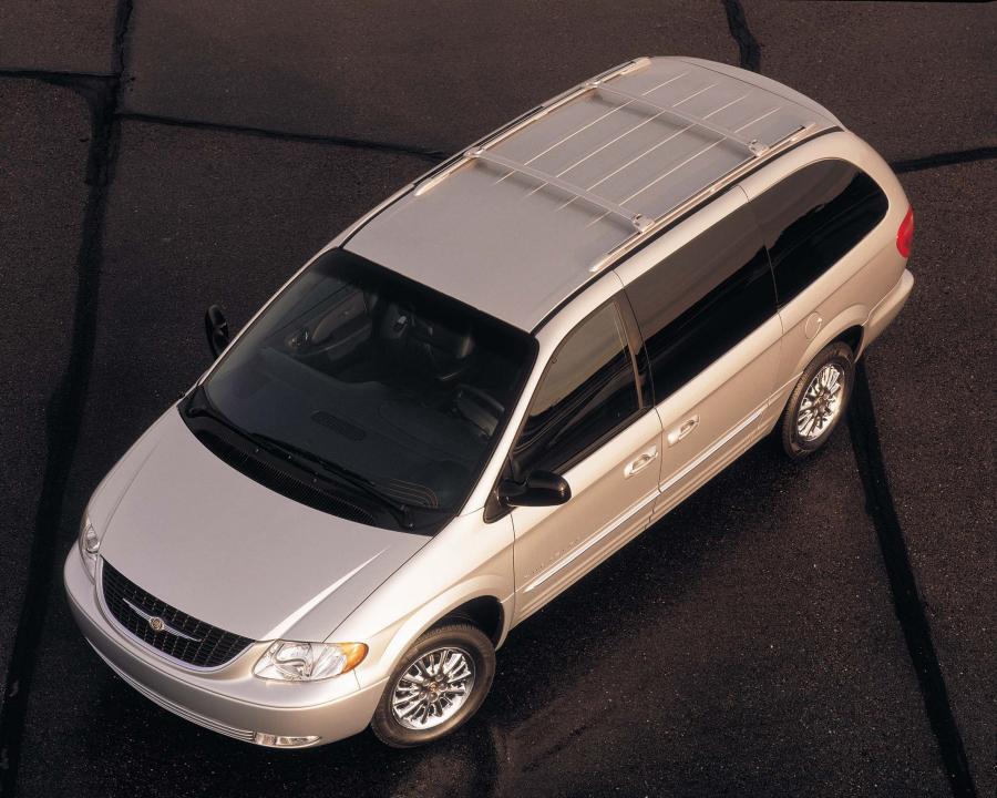  Chrysler Town & Country 2001 года  (фото 3 из 18)